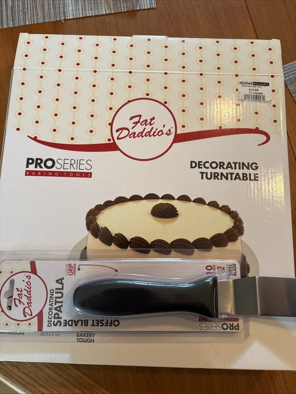 Fat Daddios Decorating Turntable And Spatula Pro Series