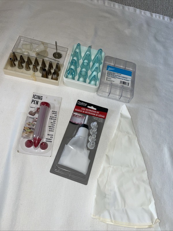 FOX RUN STAINLESS STEEL 22 PC ICING, ATECO PASTRY 12 PC, ICING PEN, DECORATING