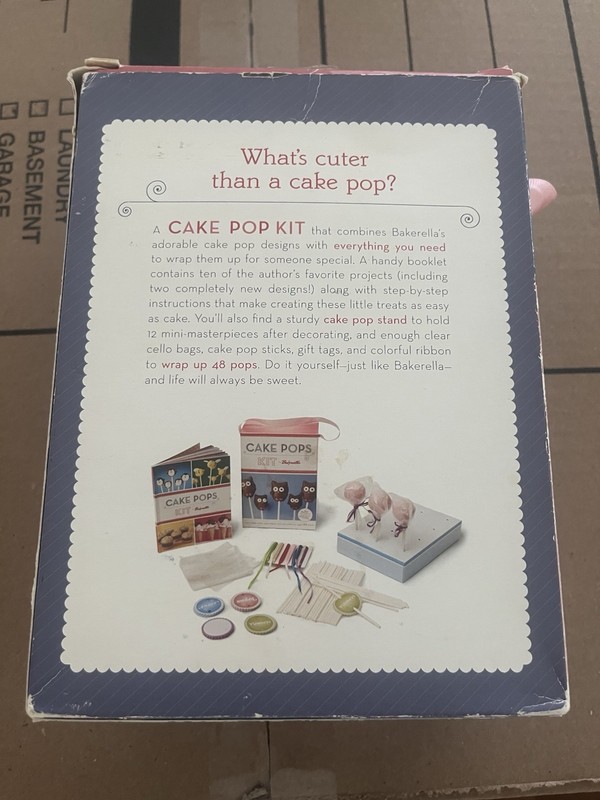 Bakerella Cake Pop Kit Owl Pattern, Makes 48 Pops w/ Sticks Tags Ribbon Bags gallery