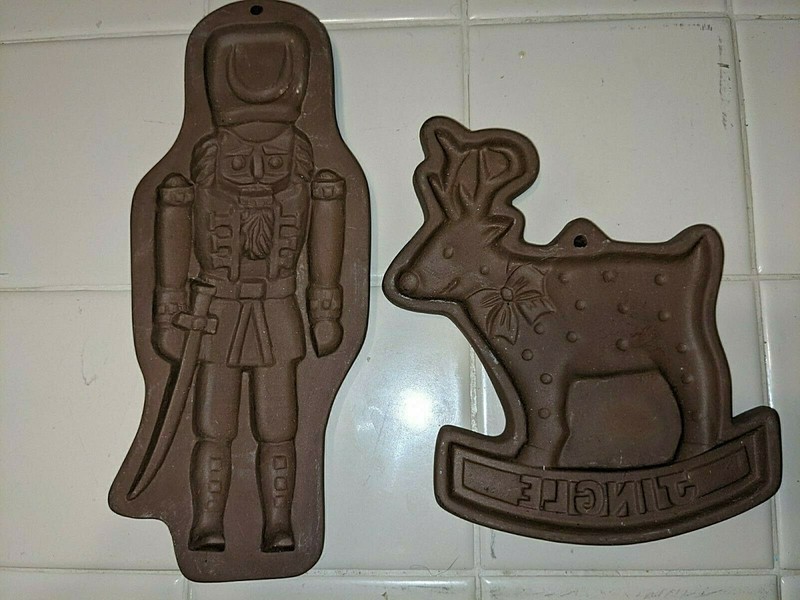 2 HARTSTONE COOKIE MOLDS REINDEER & NUTCRACKER
