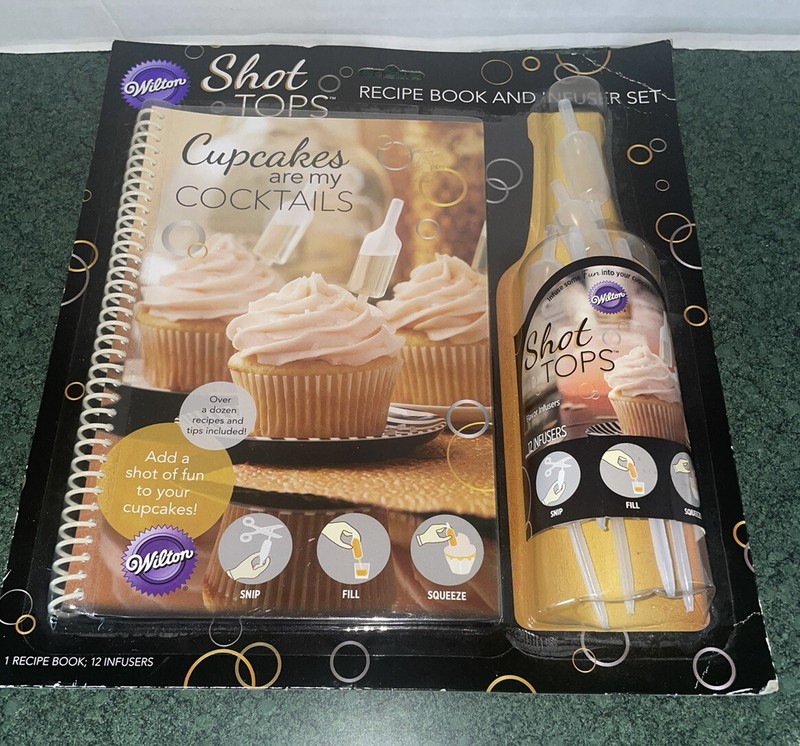 Wilton Shot Tops Recipe Book and Infuser Set For Cupcakes NEW