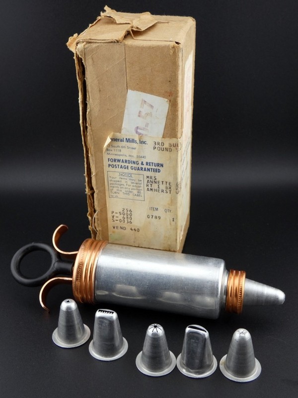 Vintage General Mills Aluminum and Copper Cake Decorating Kit in Original Box