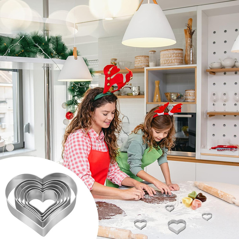 Heart Cookie Cutter Set - 6 Piece - 3 4/5", 3 1/5", 2 4/5", 2 3/5", 2 1/5", 1 4/ gallery