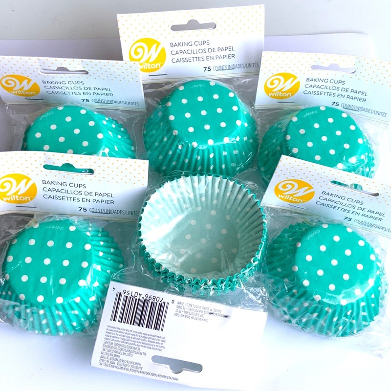 Lot of (6) Packages NIB Wilton Cupcake Liners; Paper; 75/package gallery