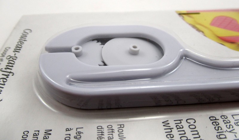 WILTON ~ Fondant Cutter & Embosser Cake Decorating Tool 3 Edge Styles 1907-1206 gallery