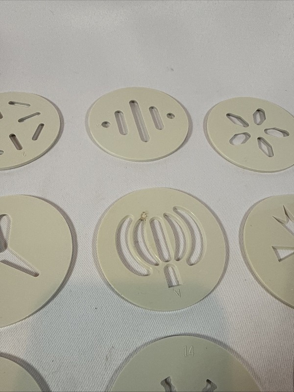 Pampered Chef Cookie Press #1525 Replacement Discs Complete Set Of 16 gallery