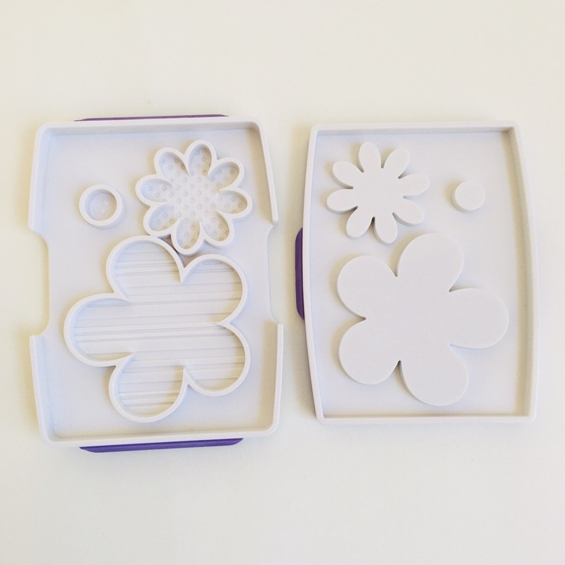 Wilton Fondant Cut & Press Button Flower + Toast Stamp ( Open Box ) H-452 gallery