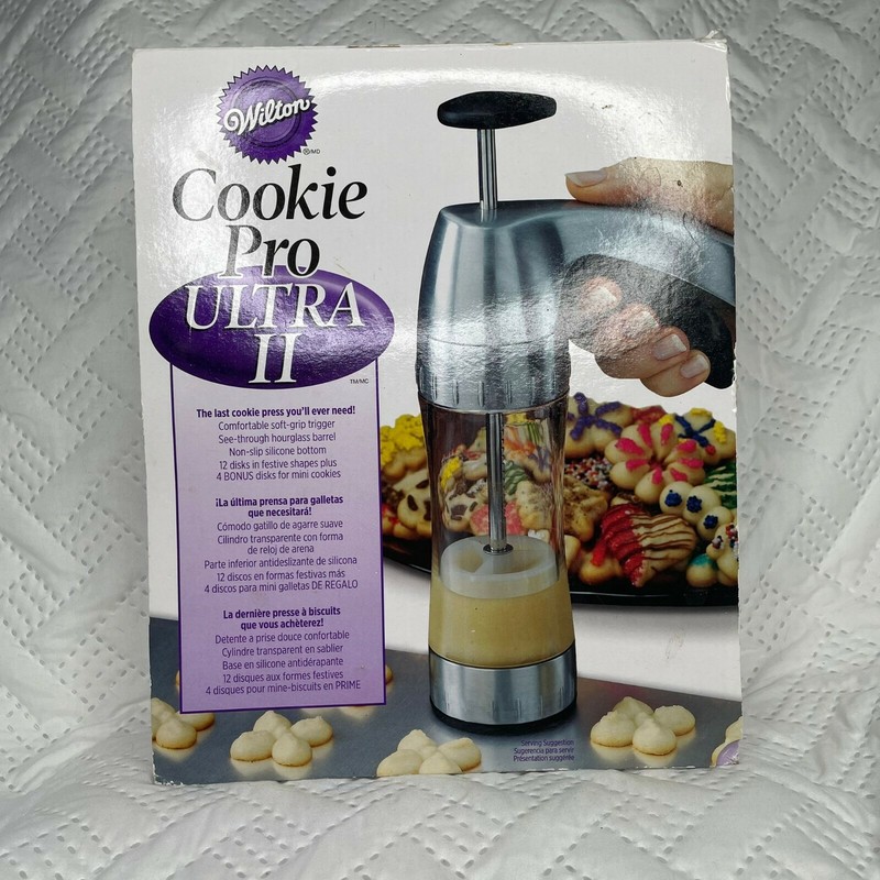 Wilton Cookie Pro Ultra II Cookie Press – 16 Discs.