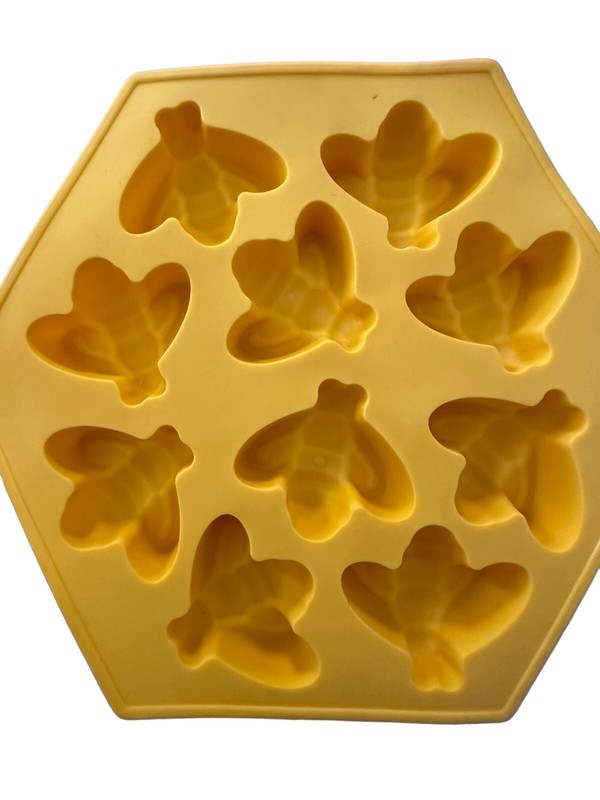 Lot Of 4 Silicone Push Molds Candy Cake Topper Soap Chocolate Bumble Bee Tulip gallery