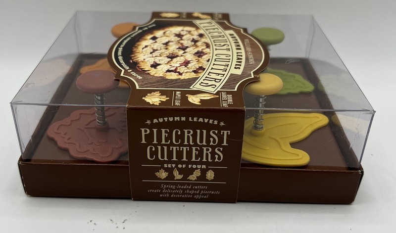 Williams Sonoma Pie Crust Cutters Fall Forest Autumn Thanksgiving Pumpkin Leaf gallery