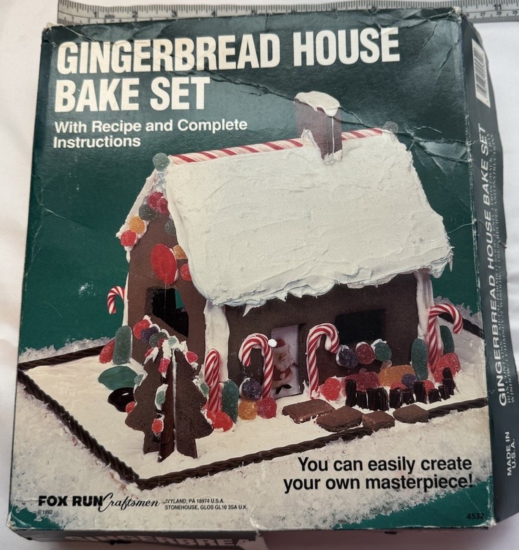 Fox Run Craftsmen Gingerbread House Bake Set 6 Metal Cookie Cutters Christmas