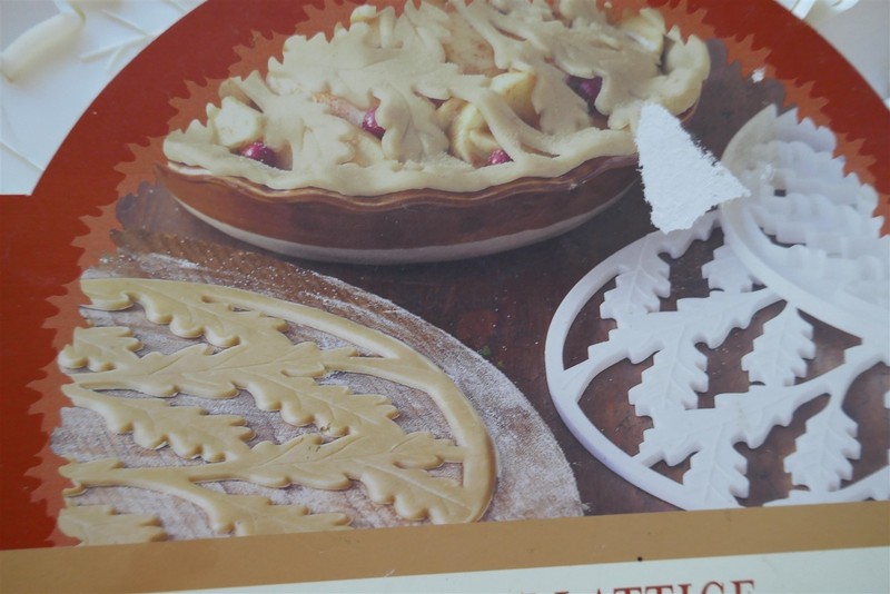 NWT Williams Sonoma Oak Leaf Lattice Pie Crust Linzertorte Cutter c2005 Holidays gallery