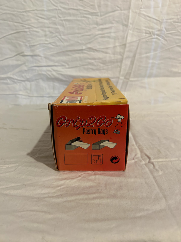 Daymark 112794 Grip2Go 21" Clear Anti-Slip Pastry Bags Boxed 99 of 100 Bags gallery
