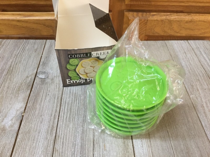 Cobble Creek Emoji Presses Cookie Cutter (Set of 7) 3 1/2" presses BPA free gallery