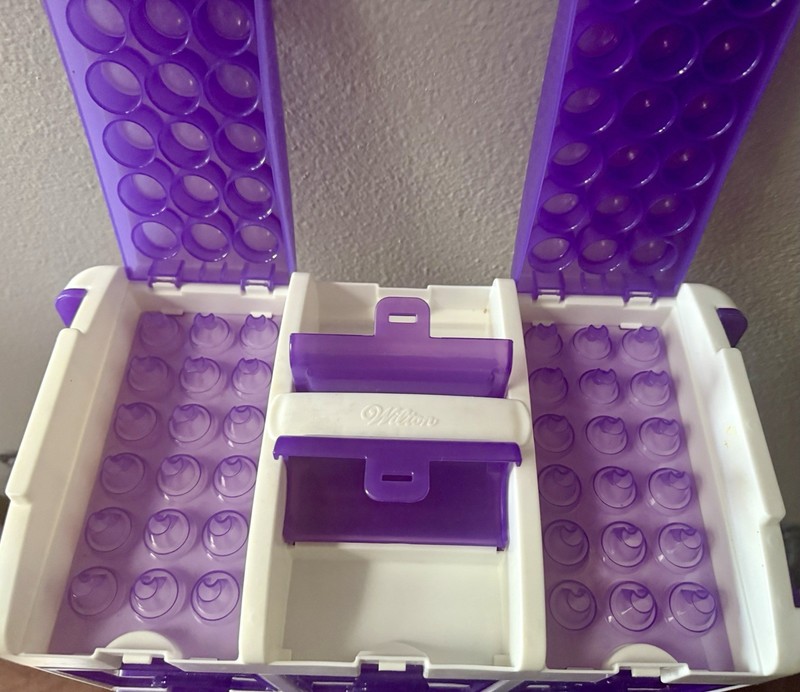 WILTON Ultimate Cake Decorating Set Tool Kit Caddy Storage Box w/A Few Supplies gallery