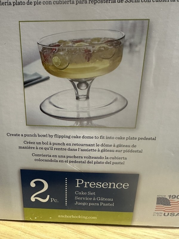 Anchor Hocking Entertainers 2 Piece Glass Domed Cake Set in Original Box NIB 13” gallery