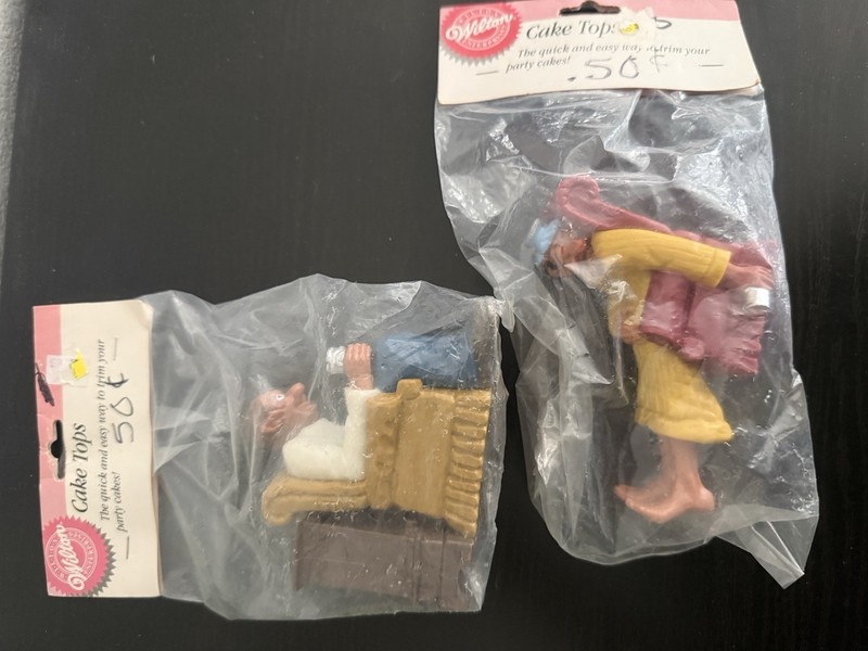 Lot 2 Vintage 1987 Wilton CAKE Tops Retired Old Man, Sick Man Beer Hungover