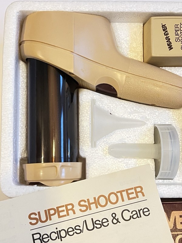 Wear Ever Super Shooter Electric Cookie Pastry Press Gun In Box #70123 Vintage gallery