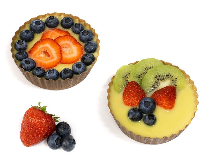 Ridged Paper Coated Baking Cup - Sturdy for Baking and Serving (70) gallery