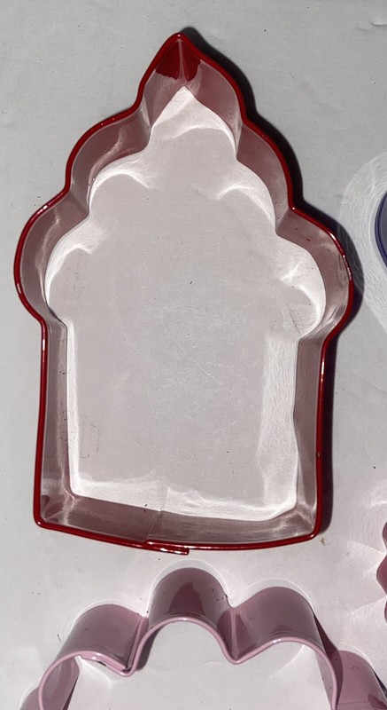4 Metal Valentine Heart Cupcake Flower Shaped Cookie Cutter Set Love Red Pink gallery