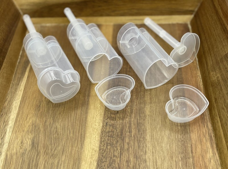 6, 12, 24 Piece Confetti Popper Push Pop Container Cake Push Pop Heart Shaped