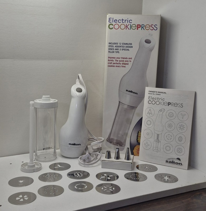 Salton Electric Cookie Press CKM25 12 Discs Spritz TESTED