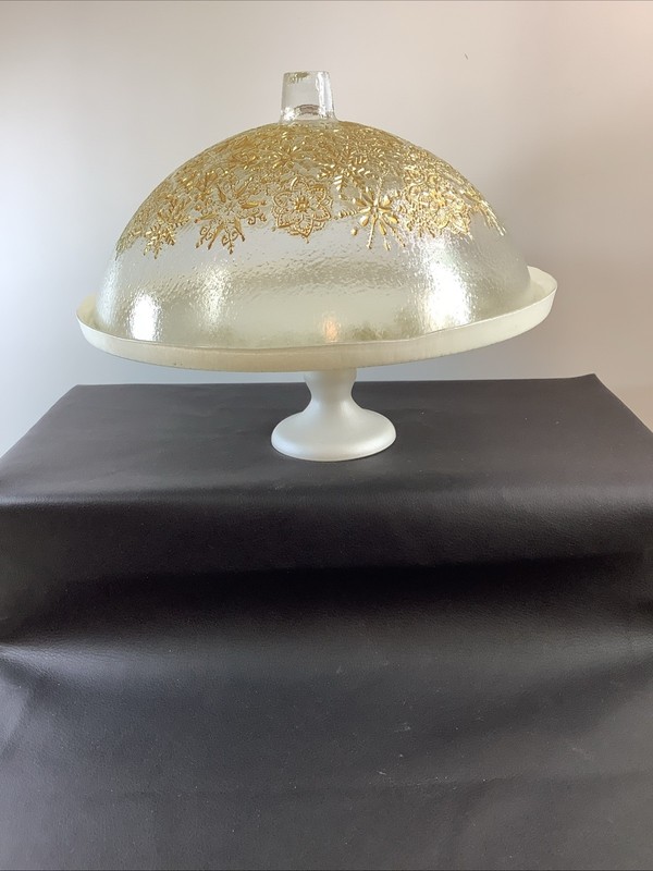 Frosted Glass Cake Dome w/ Snowflake Embossed Base Pedestal Stand 9 Tall VTG