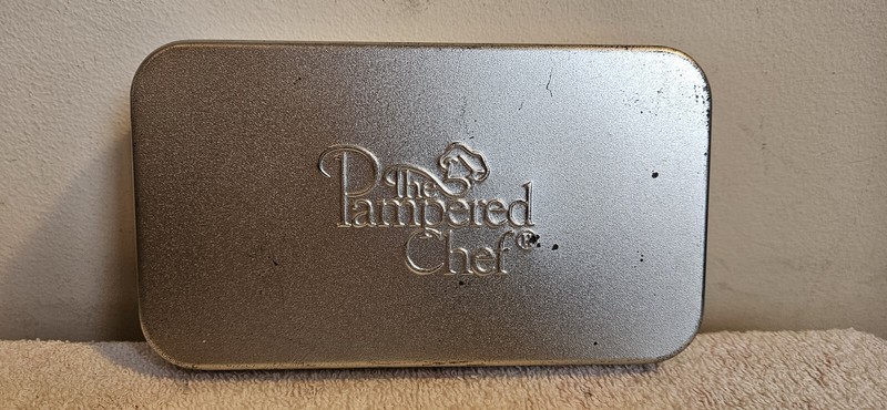 PAMPERED CHEF CREATIVE CUTTERS SET OF 8 ALUMINUM COOKIE VEGGIE FRUIT MEAT CUTTER gallery