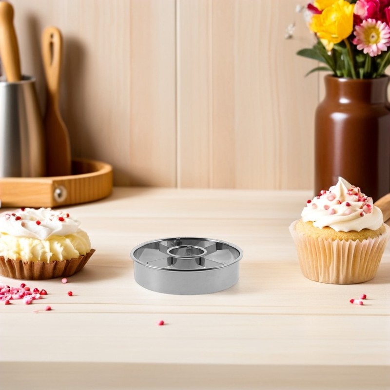 Stainless Steel Doughnut Cutters: Round Biscuit Cutter for Baking, 8 Cm/3.15 gallery