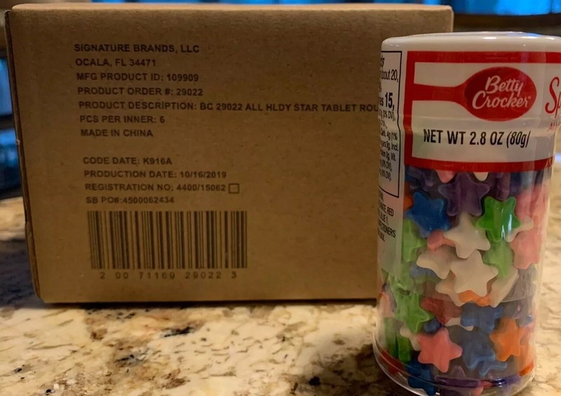 BETTY CROCKER SPRINKLES ALL HILIDAY STARS (6) gallery