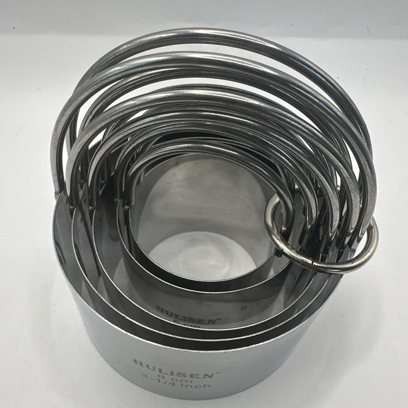 Biscuit Cutter Set Round Cookie Cutters with Handle 5 Pieces Stainless Steel gallery
