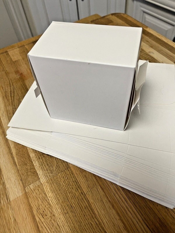 White Single SMALL Cupcake Boxes Window 4"x 4"x 2.5" - 29 Individual boxes NEW gallery