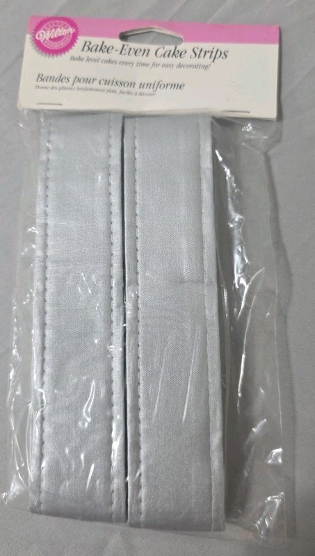 Wilton Bake-Even Cake Strips 2-Pack for Pans  #414-260 8-9” Bin F