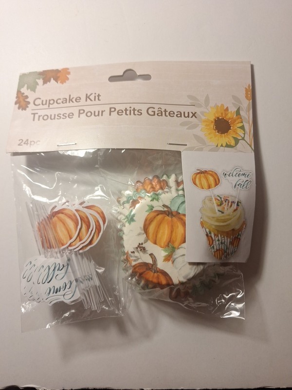Fall-Themed Cup Cake Baking Kit Decorative Liners Matching Toppers New 1119B19 gallery