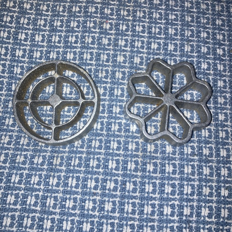Vintage Vitantonio Rosette Iron Set Mold Makes 2 Different Shaped Rosettes gallery