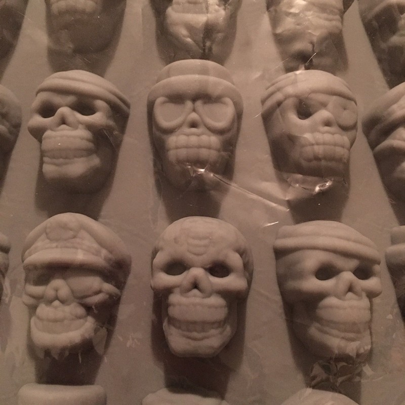 Mini Skull Mold Silicone Halloween Dog Treat Candy Gummy Chocolate Ice ￼& craft gallery
