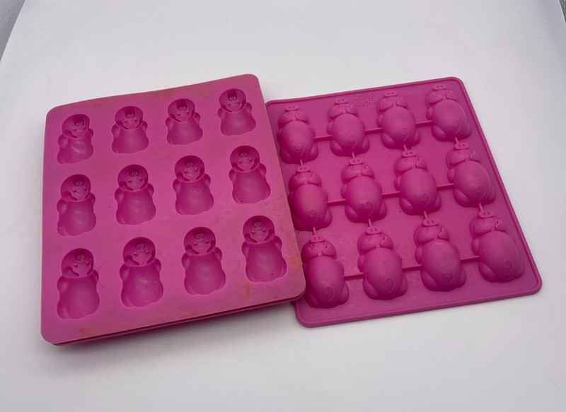 Piggy pop Candy molds silicone pigs in a blanket pancake egg bites soap Easter gallery