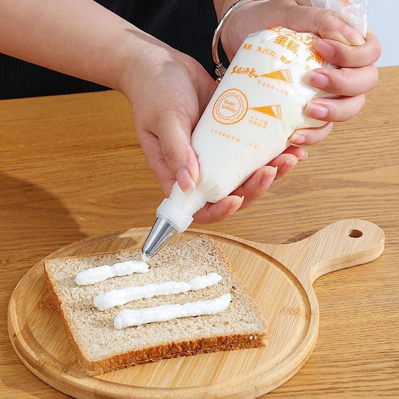 12 Pack Couplers for Piping Bags Plastic Standard Cake middle, White gallery