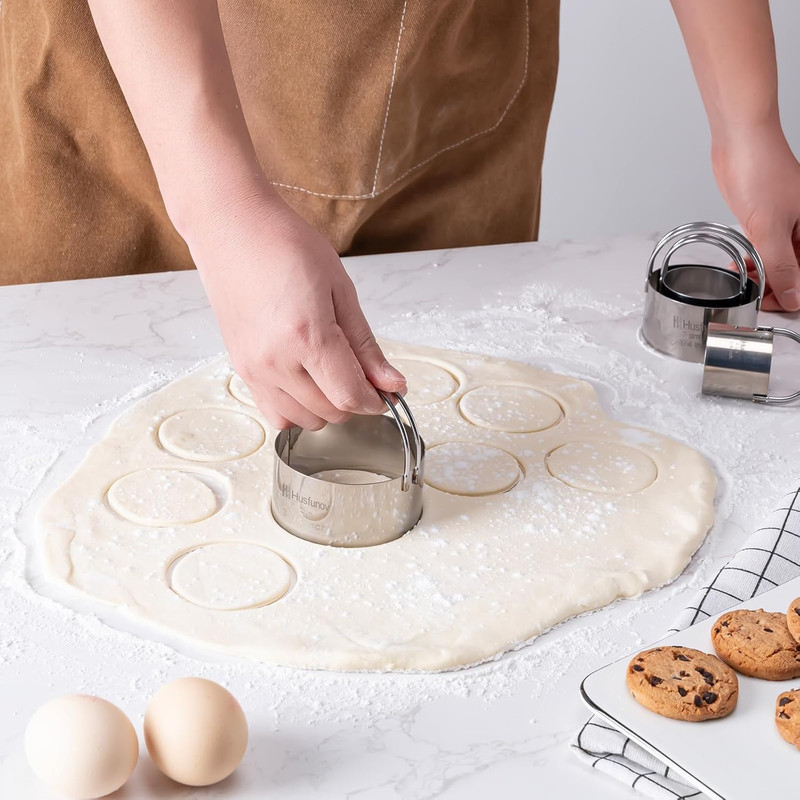 Biscuit Cutter Set Round Cookie Cutters with Handle 5 Pieces Stainless Steel Cir gallery