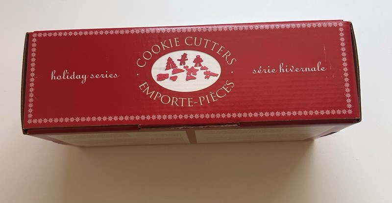 Nordicware Cookie Cutters 3-D Stand Up Holiday Set gallery