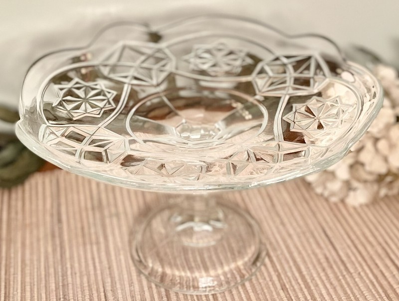 Vintage Clear Cut Glass Pedastal Cake Stand Plate 8 Point Star Scalloped Edges gallery
