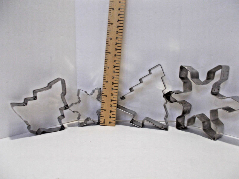 Christmas Cookie Cutters Lot of 4 Silver Tone Snowflakes and Christmas Trees gallery