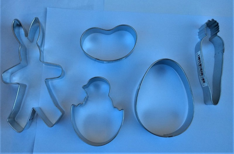 Easter Cookie Cutter (5 pc) Set Large Rabbit Egg Carrot Jelly Bean Chick/ Egg
