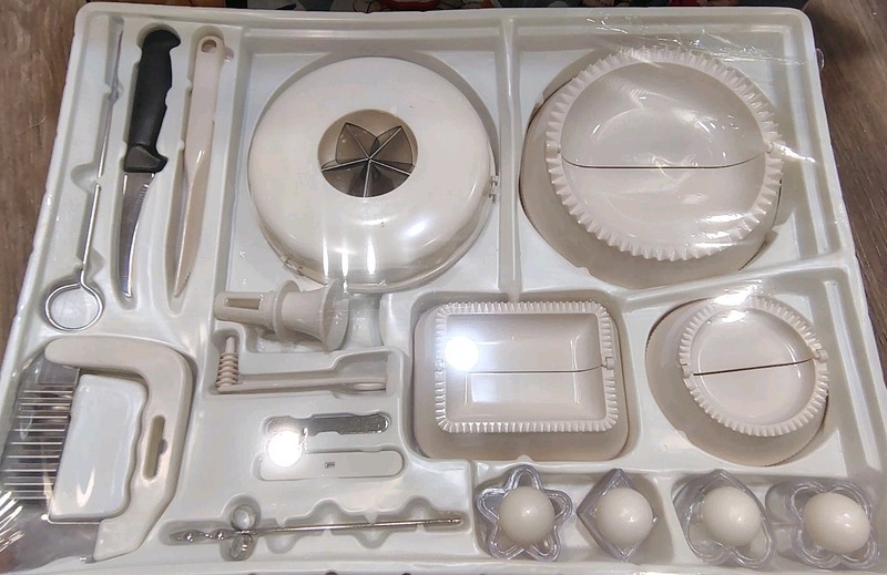 New Starfrit Super Gourmet Food Decorating Kit Ensemble Slicer kitchen gadgets gallery