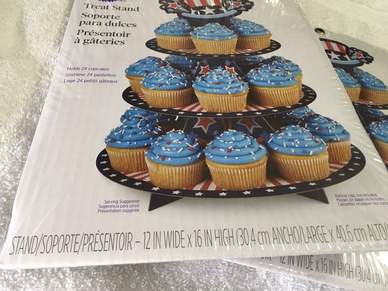 Wilton Cupcakes-N-More Dessert Stand 3 tiered Patriotic 4th July X2 gallery