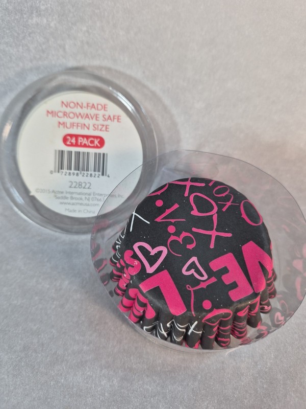 Cupcake Muffin Liners Hearts Valentine's Day 2 Packs Of 24 Liners 48 Total gallery