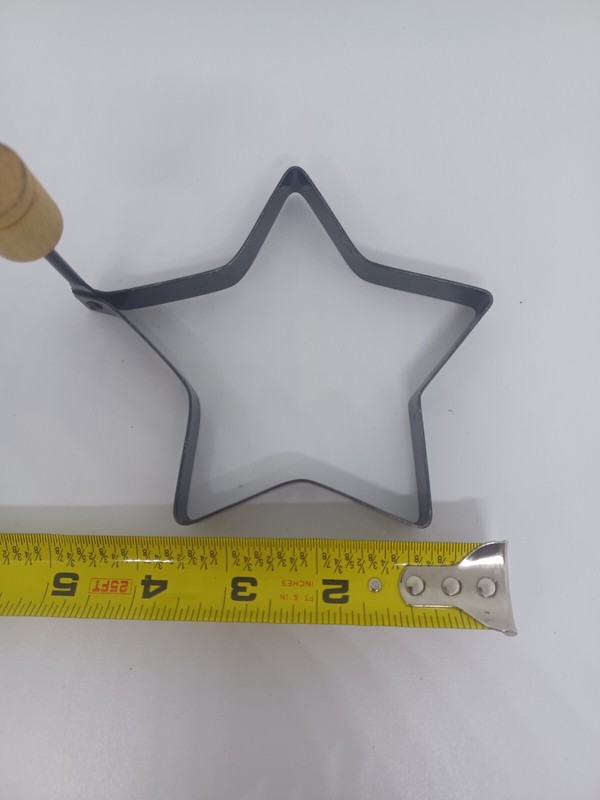 8 Piece Classic Farm Leaf Star Dinosaur Heart Cookie Cutter Set Wood handle gallery