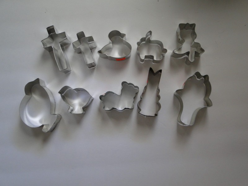 New Vintage Variety Metal Easter Cookie Cutter, & Crafts. 10 pieces, Lot 13