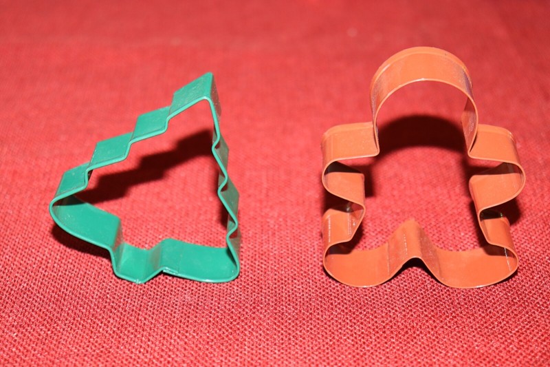 Christmas Cookie Cutter lot of 2 Decorative Dessert Shaper Gingerbread Man Tree