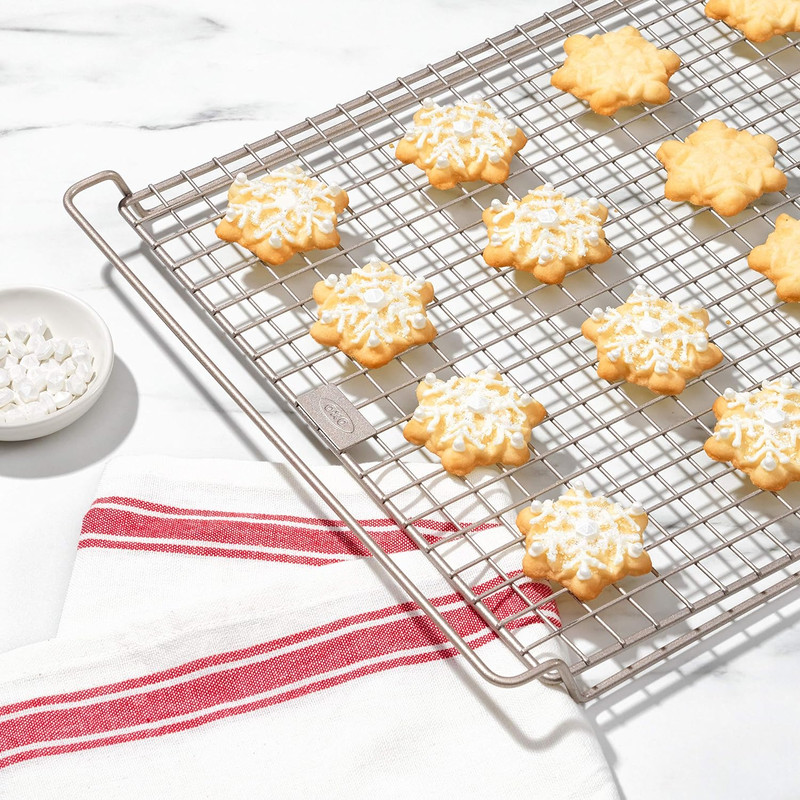 OXO Good Grips Cookie Press Holiday Disk Set, Metallic gallery